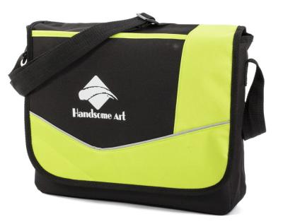 China OEM Waterproof Green Polyester Messenger Bag Shoulder Bag For Laptop for sale