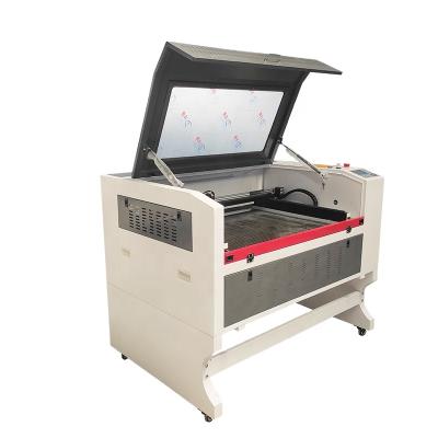 China 6090 Water Cooled Laser CNC Engraving Machine 60w 80w 100w 130w CO2 Laser Engraving Machine for sale