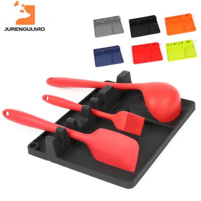 China Durable 2 in 1 Larger Size Silicone Spoon Holder Utensil Rest with Drip Pad Include 5 Slots and 1 Spoon Holder for sale