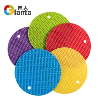 China Universal Kitchen Viable Flexible Mat Pot Holder Round Tripod Silicone Honeycomb Mat for sale