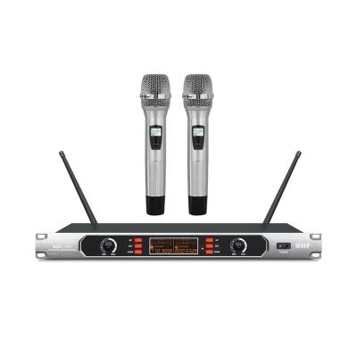 China Best UHF Digital Wireless Karaoke Stage Handheld Dual Microphone Handheld Microphone System for sale