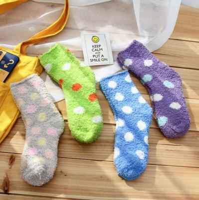 China Custom XINQI OEM/ODM QUICK DRY Women's Socks Velvet Winter Socks Floor Coral Sleep Socks for sale