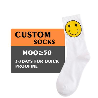 China XINQI OEM/ODM Cute Polyester QUICK DRY Cute Women's Fashion Korean Japanese Crew Socks OEM/ODM Smiling Face Smiley Socks for sale