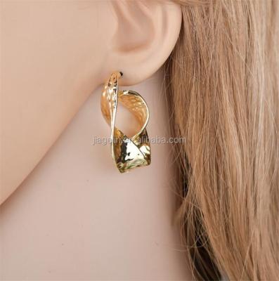 China FASHIONABLE Small Creative 925 Sterling Silver Metal Personality Earring for sale