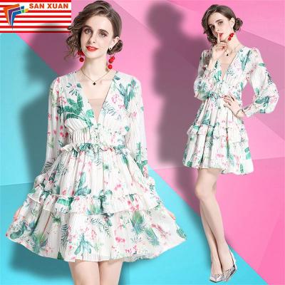 China 2022 New Stain Women's Clothing Fashion Casual Wear Elegant Floral V-Neckline Long Sleeve Anti-Static Wholesale Pleated Pleated for sale