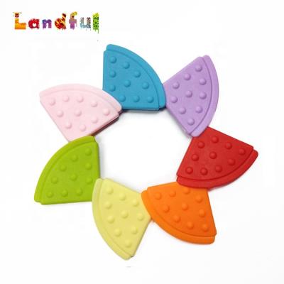 China Soft Toy EN71 Approved Triangle Shape Sew On Bib Shower Gifts Silicone Corner Covering Teether Chew for sale