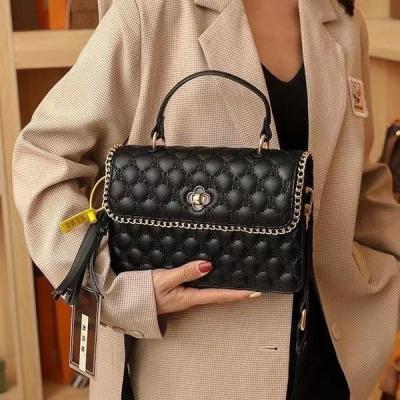 China Luxury high quality fashion designers lambskin sling 1:1 PORTABLE folded bags handbag for women for sale