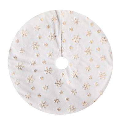 China Fabric art White Christmas Tree Skirt with Embroidered Snowflake 90cm/120cm Plush Cushion Stand Base Christmas Tree Decoration Accessory for sale