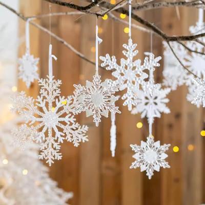 China Plastic Christmas tree pendant Snowflake Christmas decorations Transparent acrylic snowflake pendant Festive atmosphere pendant for sale