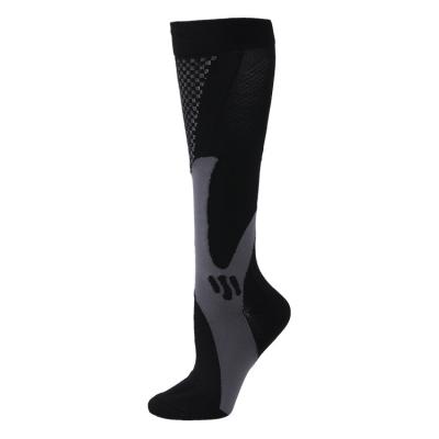 China 2022 New Men Women Sustainable Knee Running Adult Sports Socks Compression High Low for sale