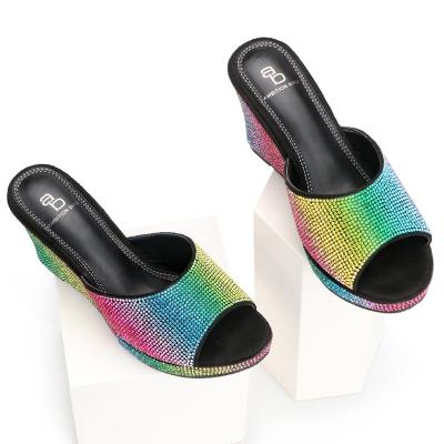 China Outdoor Casual Round Single Toe Ladies Wedge Slippers Summer Fashion Trend New For Women Platform Wedges Shoes for sale