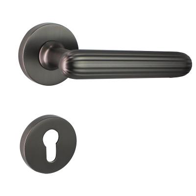 China Contemporary Door Handle Replacement Individually Designed Interior Luxury Zinc Alloy Door Handle Lock for sale