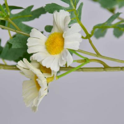 China Cheap White Rose Flower Wall Hanging Artificial Silk Flower Plant Rattan For Wall Decoration for sale