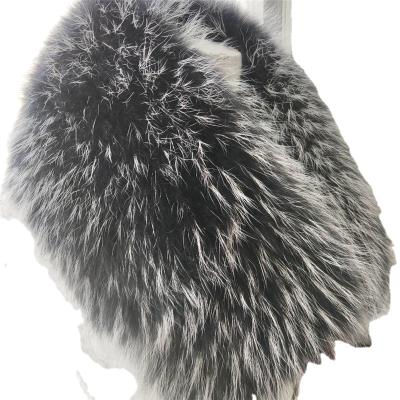 China 2022 New Color Low Price Real Raccoon Fur High Quality Soft Hand Feeling Trim For Hood for sale