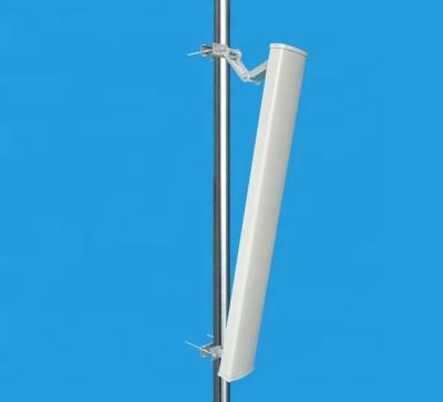 China WIFI 2.4GHz and 5.8GHz 15-17dbi 4x4 MIMO Directional Dual Band High Gain Antennas AMXP-2458VH-D1517L65 Base Station Sector Panel for sale