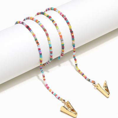 China Environmental Friendly Fashion Face Clip Chain Neck Strap and Glass Holder Anti-lost Beaded Lanyard for sale