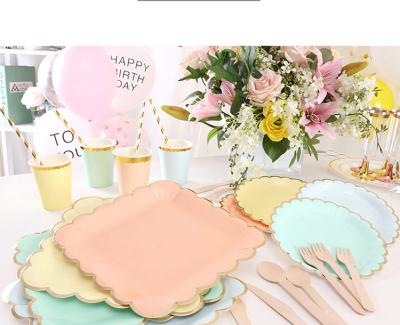 China Store Disposable Disposable Children's Birthday Party Tableware Dessert Table Decoration Scene Layout Cake Dish Picnic Dish for sale