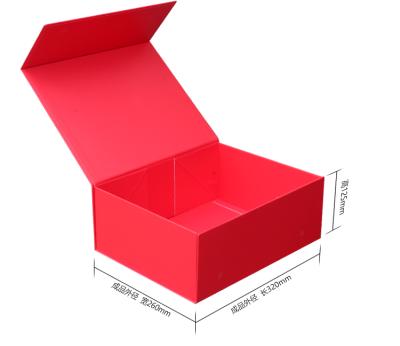 China Custom High Quality Red Engraving Gift Boxes Magnetic Folding Clothes Packing Box Recyclable for sale