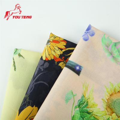 China Custom Cotton Shrink-Resistant Screen Printed Fabric Floral Prints Twill Fabric For Clothing for sale