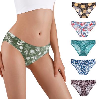 China Hot Selling Breathable Amazon Europe and America Ladies Briefs Ice Silk Seamless Low Rise Ladies Printed Large Size Quick Dry Panties for sale