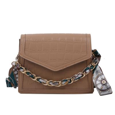 China Fasion Designer Fashion Trends Crocodile Pattern Purse Silk Strap Ladies Chain Scarf PU Leather Handbags for sale