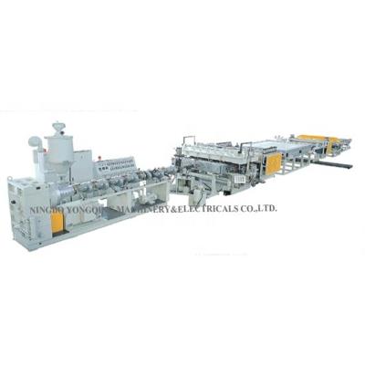 China Manufacturing Plant refrigeration industry equipment machinery-freezer/fridge/refrigerator PE PP hollow sheet extrusion machine / extruding line for sale