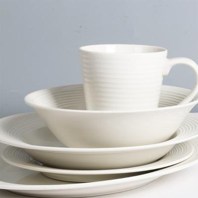 China Sustainable Ceramic Dinnerware Set, Simple Style White Embossing Hot Sale Dinner Set, 16pcs Dinnerware Set Daily Use for sale