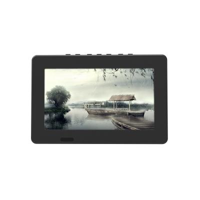 China Cheap price PORTABLE TV car Digital DVBT2 ISDB ATSC 7 inch portable mini LCD TV with rechargeable battery for sale