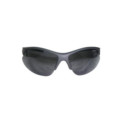 China Fashionable Retro Sport Sunglasses With High Performance Polycarbonate Lens KA1632 for sale