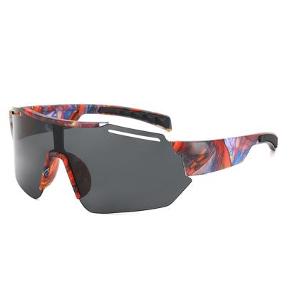 China PC durable sports riding glasses and shatterproof PC material for sale