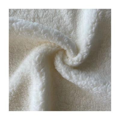 China Hot sale anti pill super soft polyester shu blanket 100% velveteen knit fabric for winter pajamas for sale