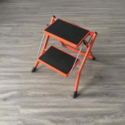 China Folding Ladders 2 Steps Mini Height Metal Folding Ladder for sale