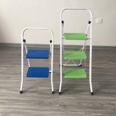 China Good Quality Folding Ladders Metal Folding Steps Ladders Colorful Household Steel Step Ladder for sale