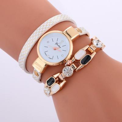 China Non-specific special design ladies watch women hot product with diamond strap quartz women wristwatch for sale