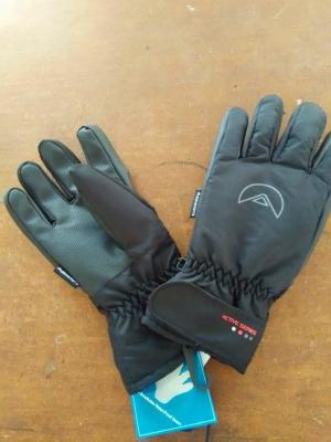 China Adult polyester winter ski gloves for sale