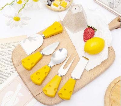 China Viable Wholesale Cute Stainless Steel Cheese Butter Knife Cutter Set Portable Kids Cutlery Set for sale