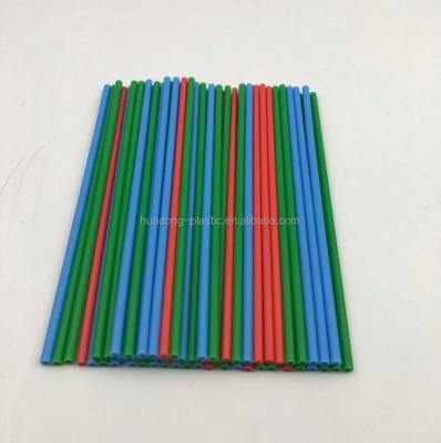 China Food OEM 5mm Diameter Colorful Plastic Lollipop Candy Sticks With A Notch for sale