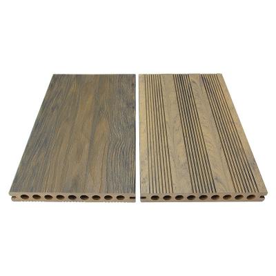 Κίνα WPC Hollow Composite Decking Boards Anti UV Easy To Install And Maintain προς πώληση