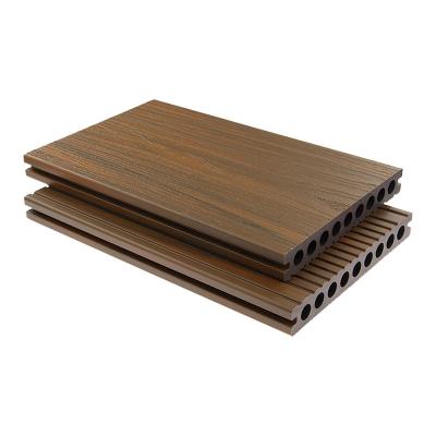 中国 Low Maintenance Resistance to Fire Outdoor Composite Deck Boards 販売のため