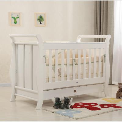 China Baby Nursery Furniture Solid Wood Wooden Hutch 3--in-1 for sale