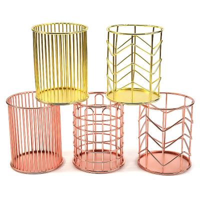 China High Quality Factory Direct Selling Storage Type Wire Metal Pen Holder Around Rose Gold Desktop Pen Holder Office Supplies for sale