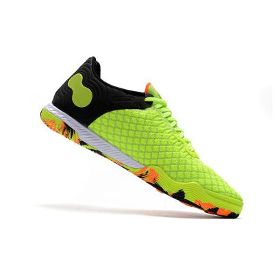 China Brand Custom Sport Shoes 2022 High Magista Cleats,Cheap Style Cr7 Ankle Soccer Men Outdoor/Indoor Soccer Shoes,New Soccer Boots for sale