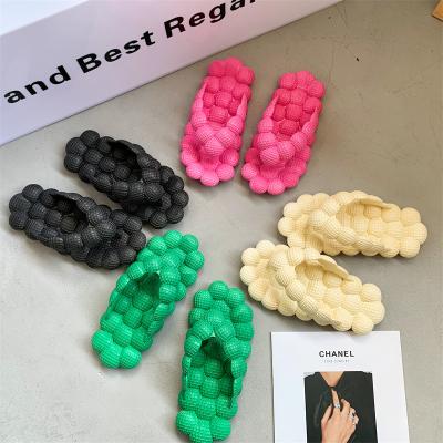 China Fashion Trend Summer Beach Shoes Hot Sale Thick Bottom Bubble Slides Unisex Bedroom Beach Slippers For Foot Massage Slipper for sale