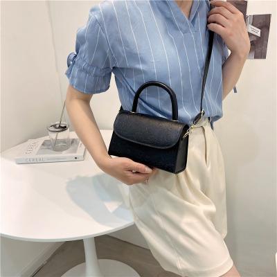 China Fresh Sweet Fashion Fresh Sweet Women Handbags Wholesale Women Handbags Girl Pure Color Button Square Handbag for sale