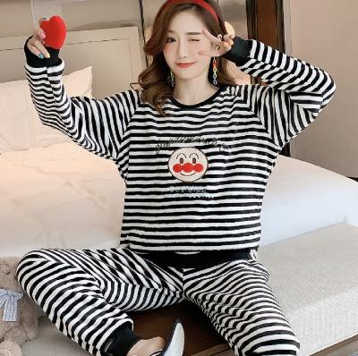 China QUICK DRY pajamas set fleece flannel pajamas women cartoon autumn and winter thick warm coral pajamas for sale