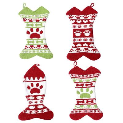 China Non-woven fabric 2021 Christmas stocking gift bag acrylic knitted pet Christmas stocking pendant Christmas decoration candy bag for sale