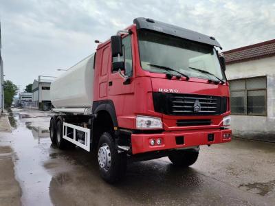 China 4-6L Engine Capacity Sinotruk HOWO 6X4 Carbon Steel Tanker Truck for Oil Gas Diesel for sale