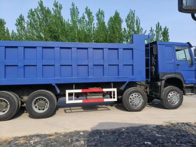 Cina 12 pneumatici autocarri 8X4 usato HOWO Dump Truck con certificazione GCC in vendita