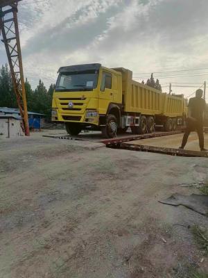 Cina 6x4 371 HP Camionetti di scarico con ribaltatore usati per ruote motrici 6x4 e HOWO Truck 20 3050 70-100 Ton in vendita