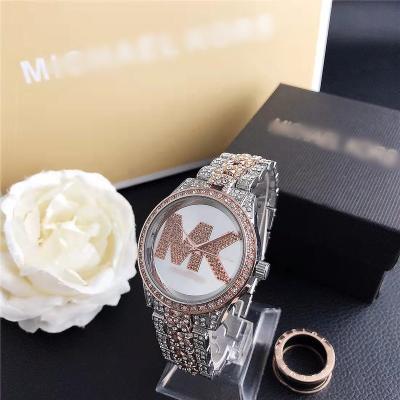 China 2022 Unisex Wild Quartz Watch Factory Direct Explosion Models Ladies Watch Student Watch for sale